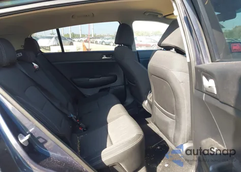 2019 Kia Sportage Lx z USA, uszkodzony, nr VIN KNDPM3ACXK7596290